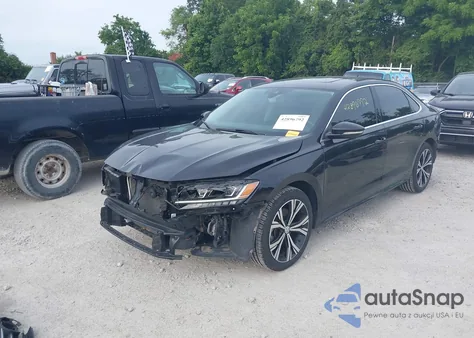 2021 Volkswagen Passat 2.0T Se z USA, uszkodzony, nr VIN 1VWSA7A3XMC002430